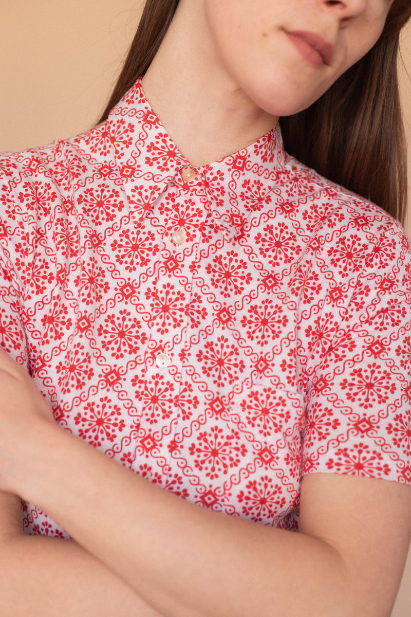 Anita is Vintage 70s White & Red Print Short Sleeve Shirt